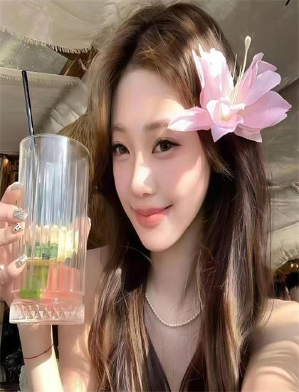 找女人视频-钢琴课 电影